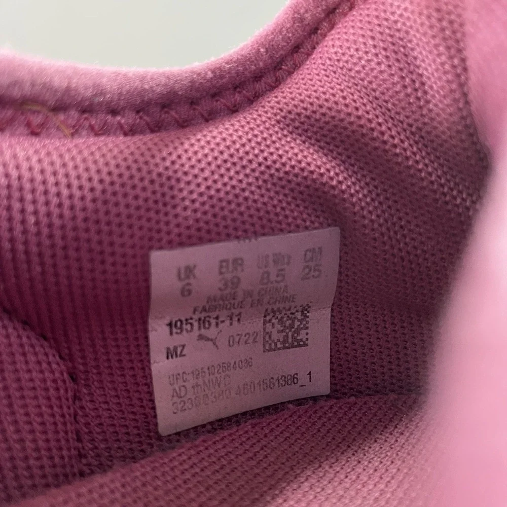 PUMA Mauve Pink W/White Shoe Soft ride‎ sophia slip-on Sneaker Sz.8.5